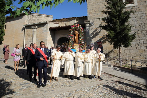 PROCESION DIA 14