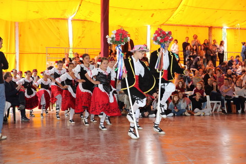 DANCES INFANTILES DIA 15